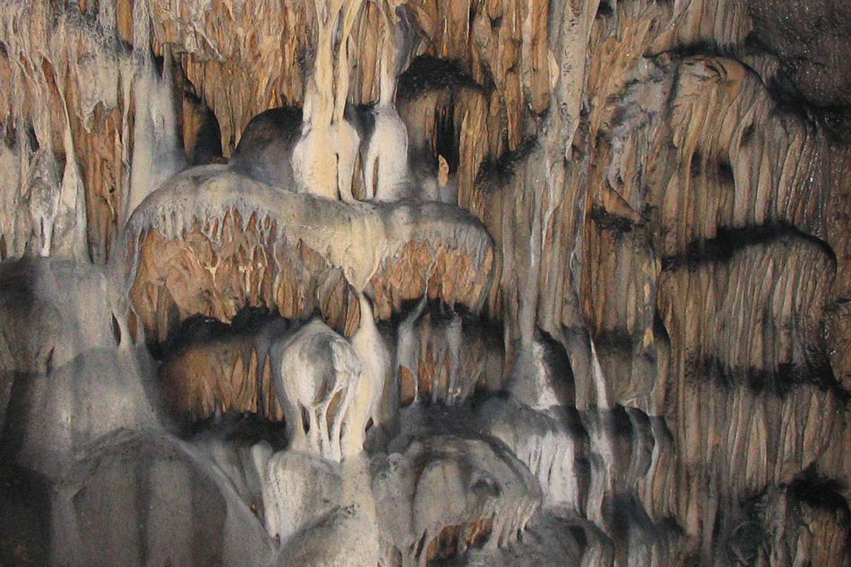 Церянска пещера